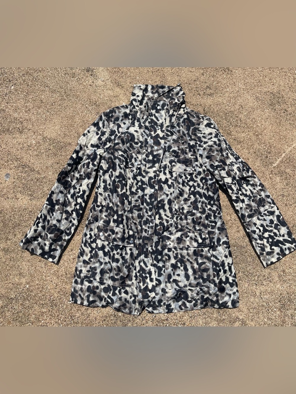 Women’s Animal Print Lightweight Jacket